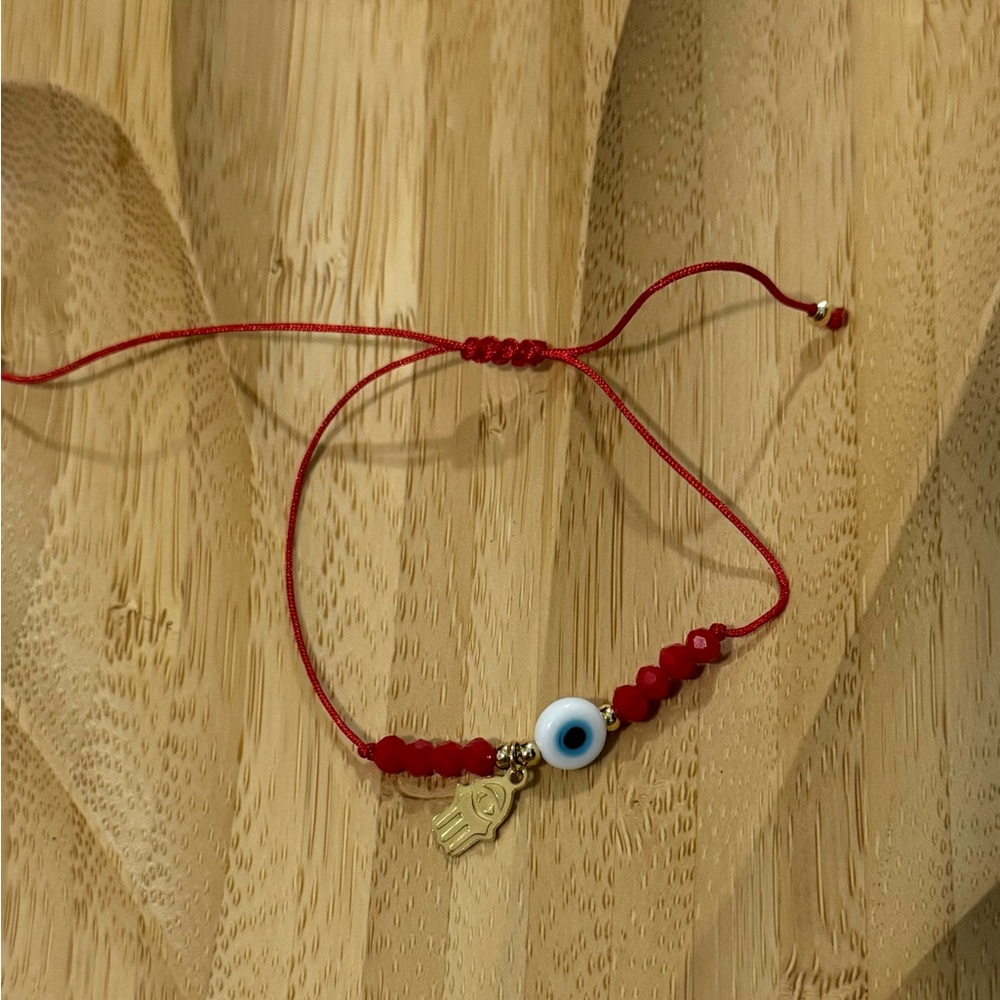 Eye & hand adjustable bracelet